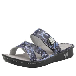Victoriah Feral Sandal