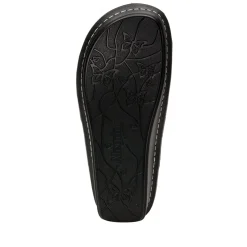 Victoriah Pretty Patina Sandal