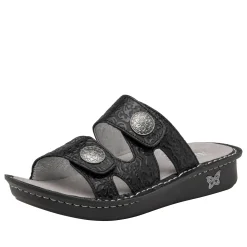 Violette Go For Baroque Sandal
